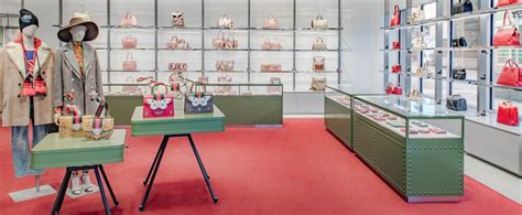 gucci at toronto premium outlet|gucci bags outlet toronto.